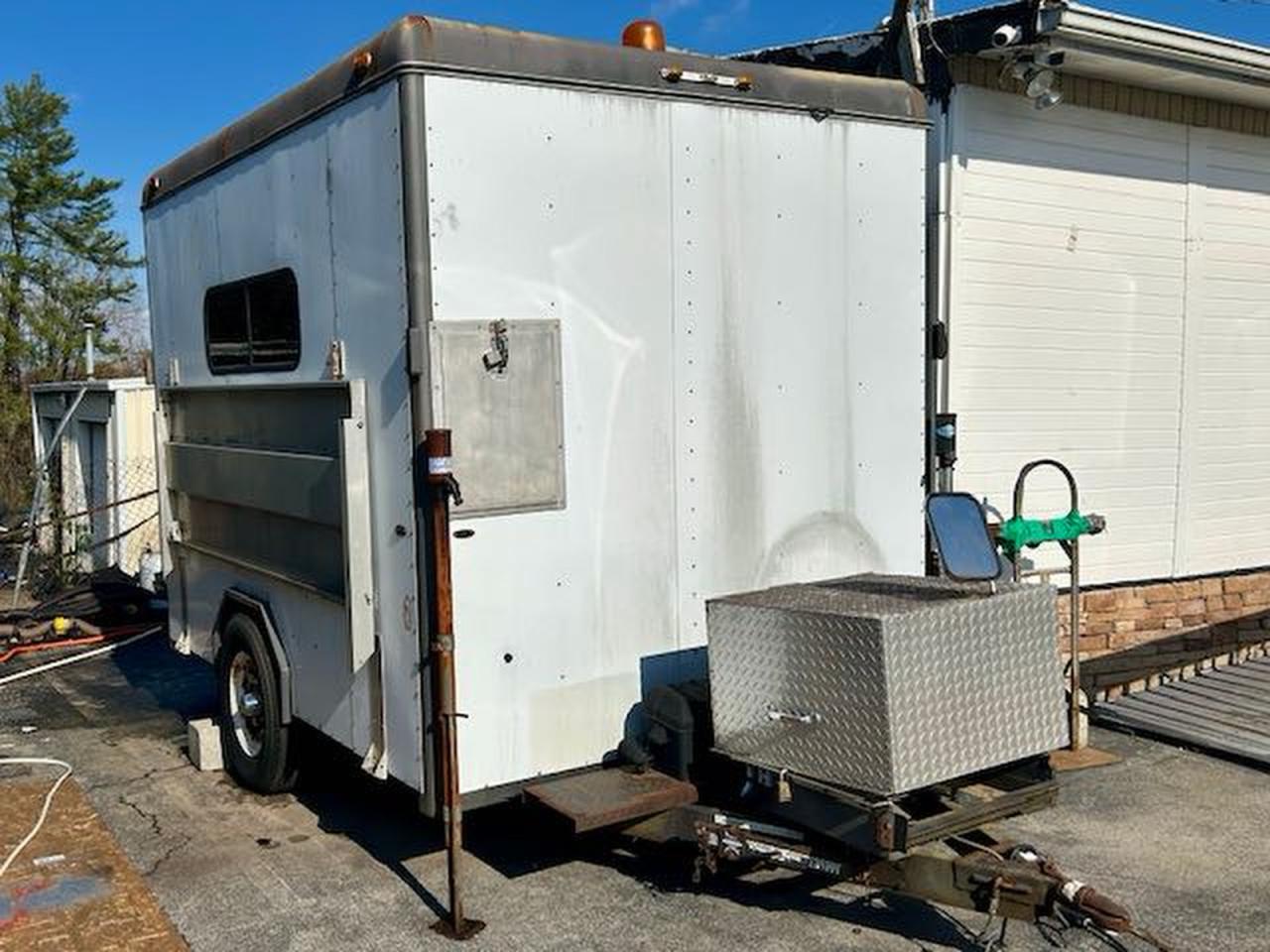 Lot #3296298409 1997 M2XC OFFICE