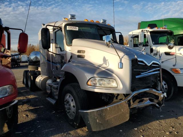 Global Auto Auctions: 2014 MACK CXU613