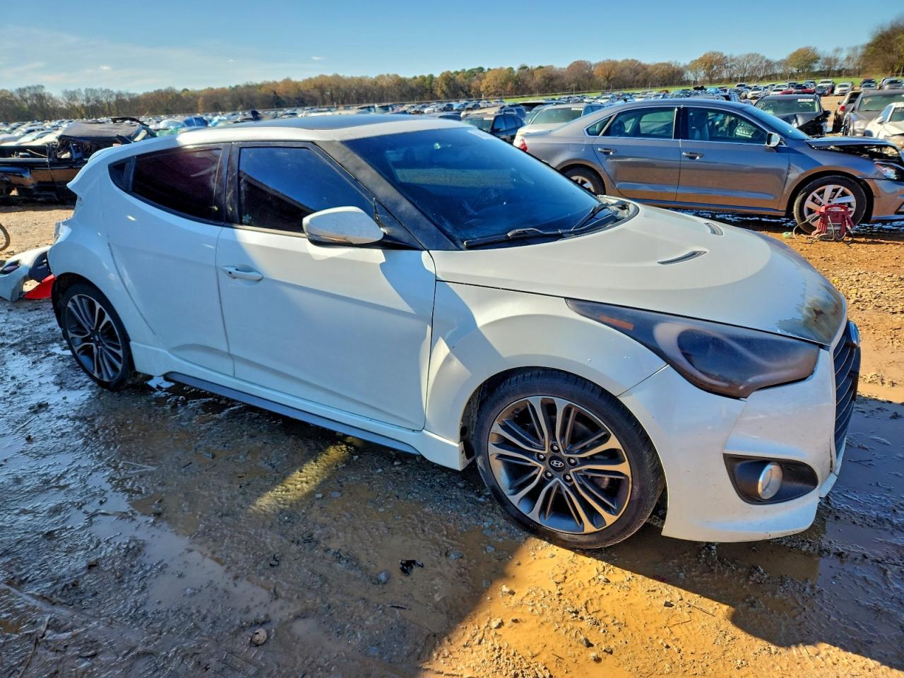 HYUNDAI VELOSTER TURBO
