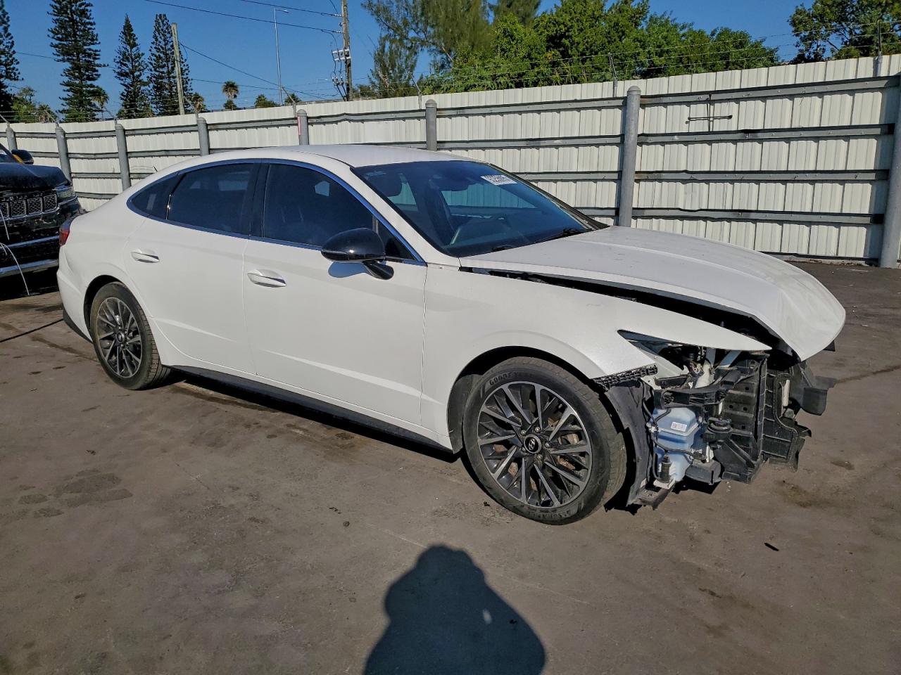 HYUNDAI SONATA SEL PLUS