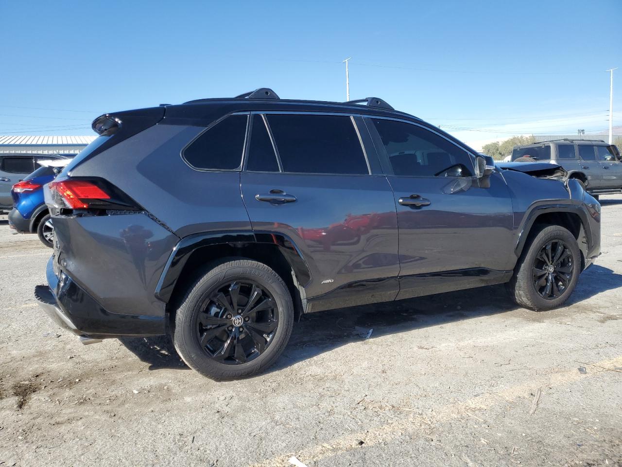 TOYOTA RAV4 XSE