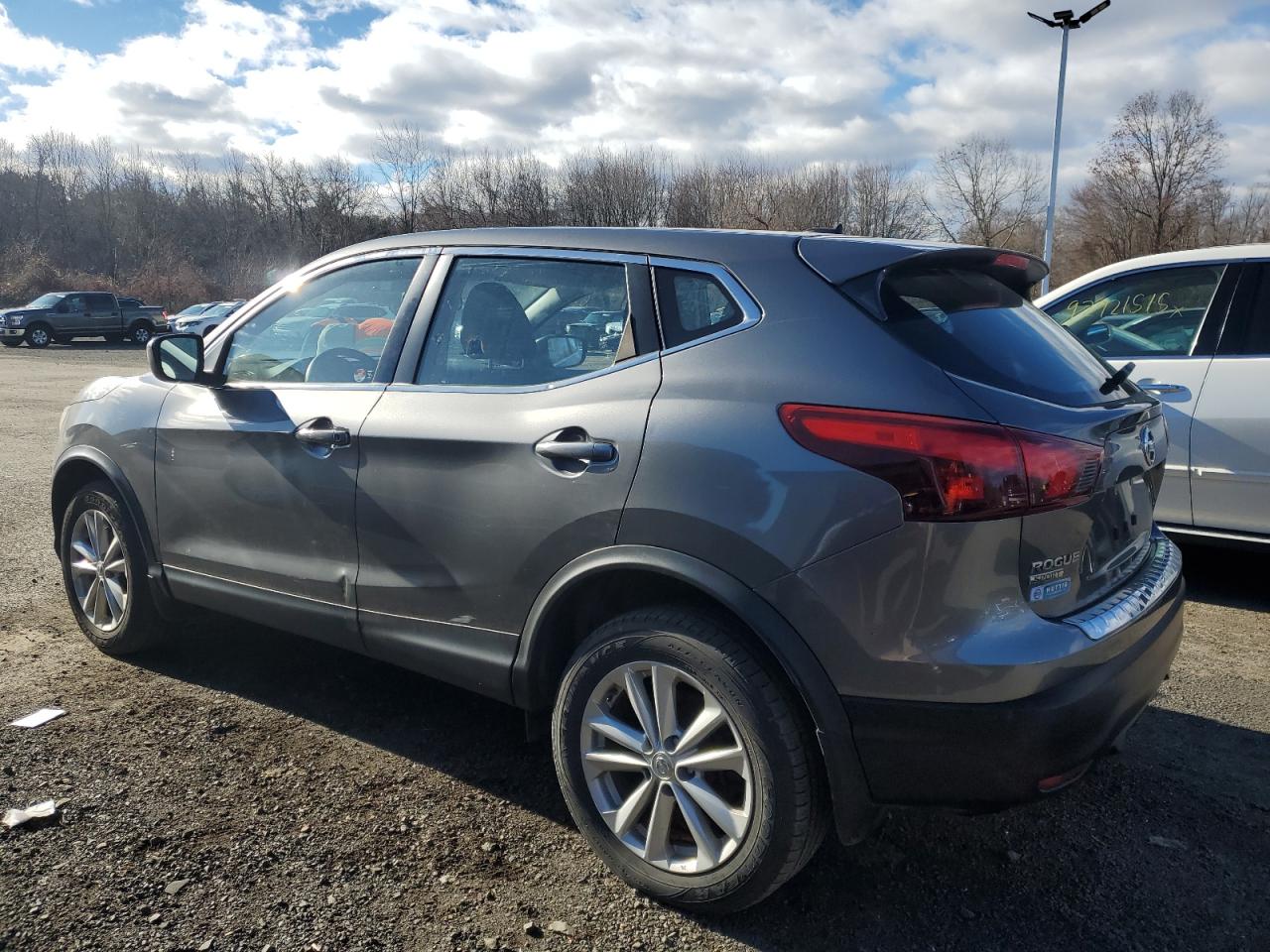 NISSAN ROGUE SPORT S