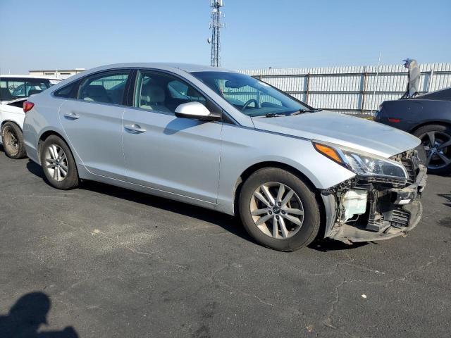 2016 HYUNDAI SONATA SE 5NPE24AF1GH360577