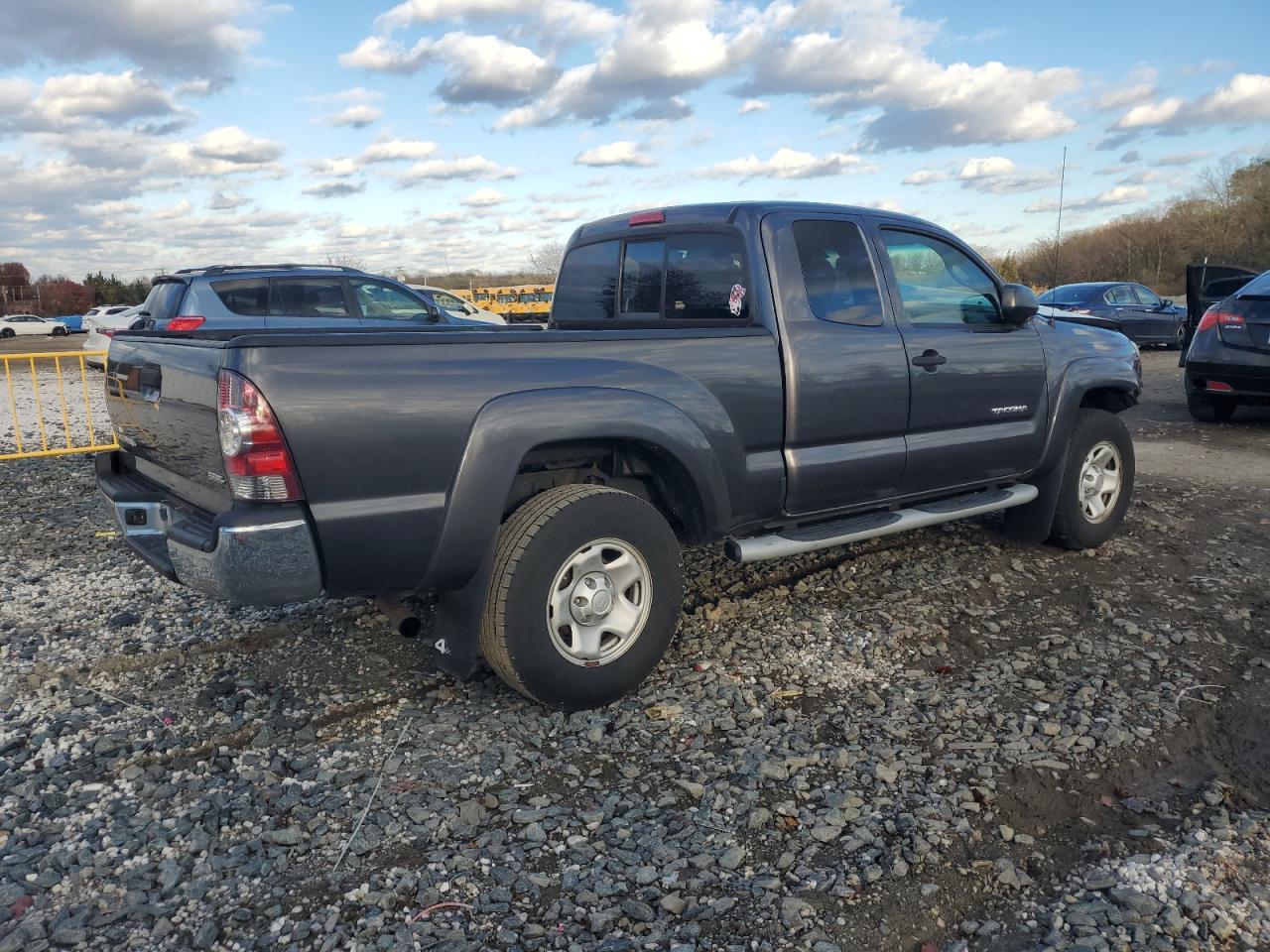 TOYOTA TACOMA ACCESS CAB