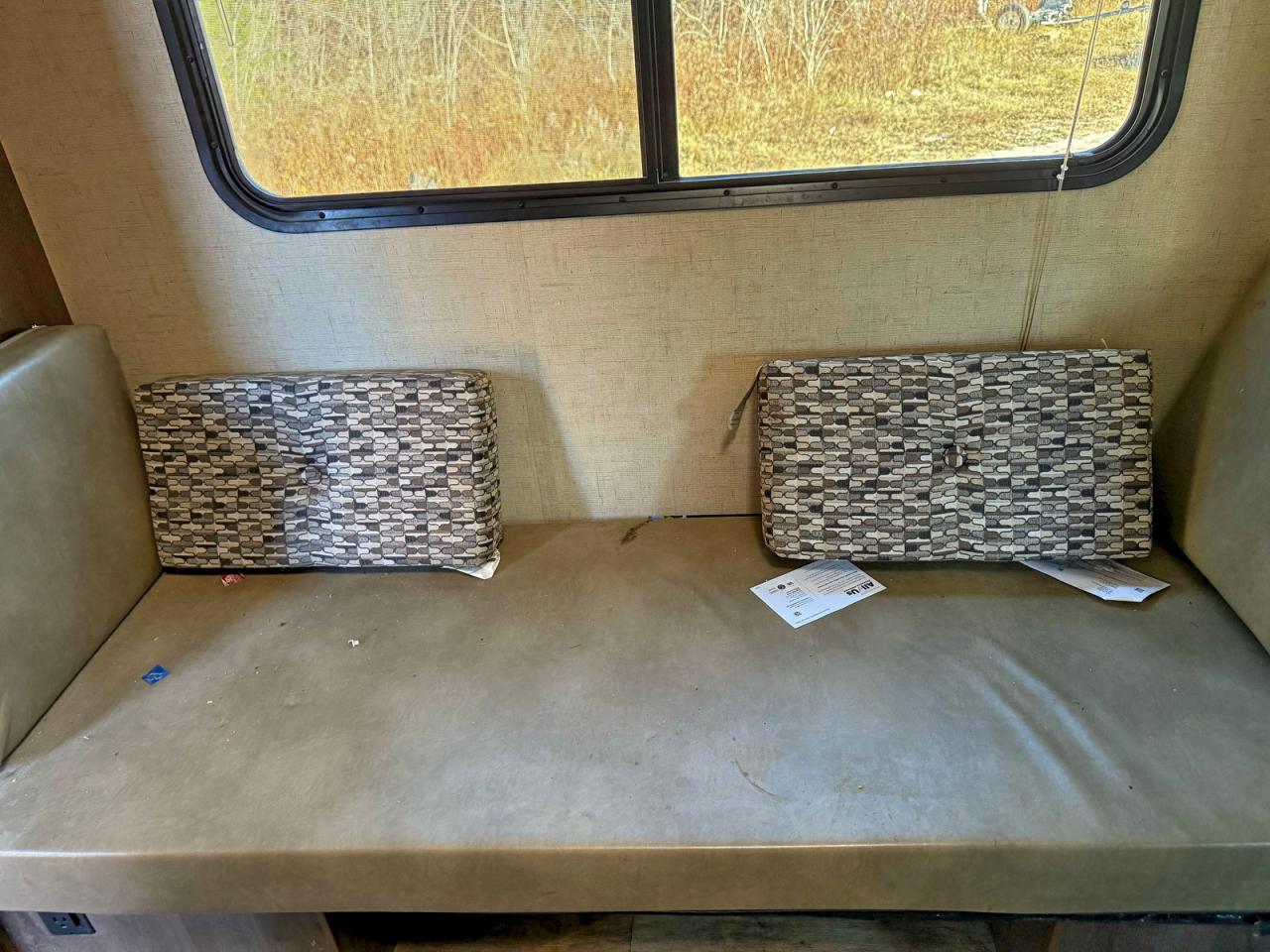 Lot #3296250430 2018 ESCAPE BY KZ HATCH SERI