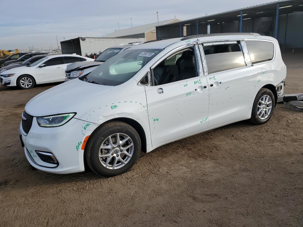 CHRYSLER PACIFICA TOURING L