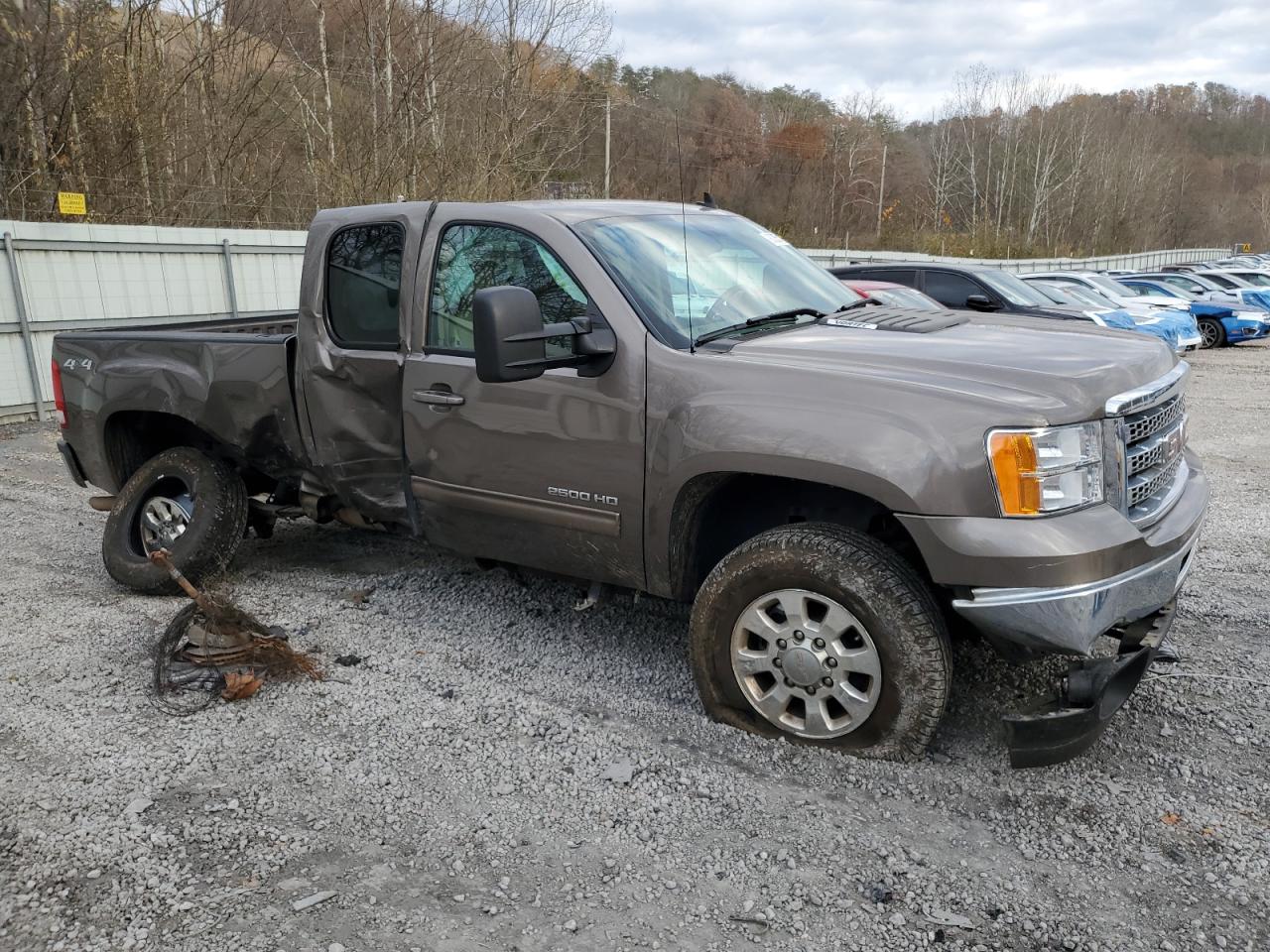 GMC SIERRA K2500 SLT