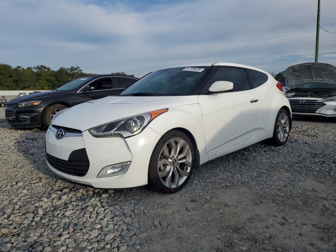 HYUNDAI VELOSTER