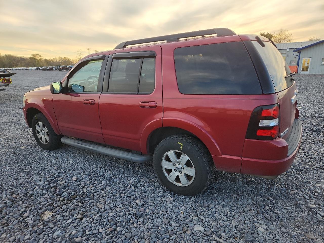 FORD EXPLORER XLT