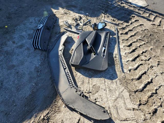 2016 VOLKSWAGEN PASSAT S - 1VWAT7A33GC022237