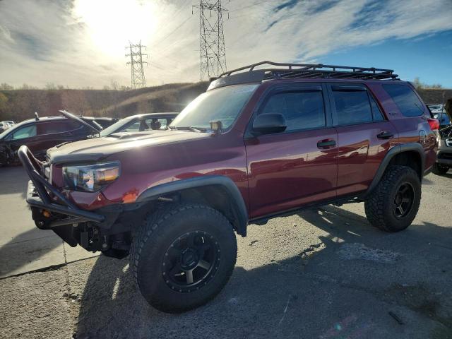 TOYOTA 4RUNNER SR