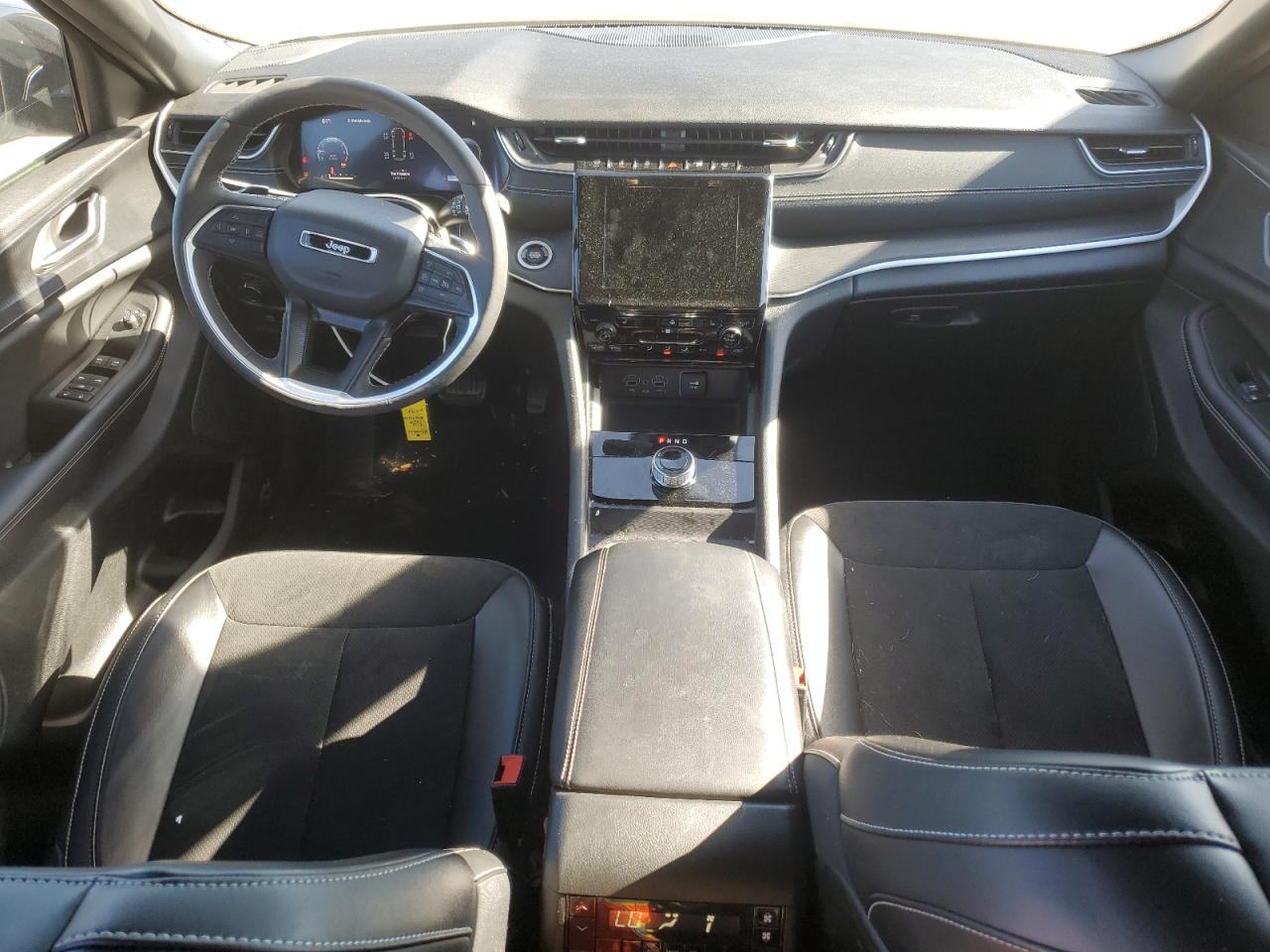 JEEP GRAND CHEROKEE L LAREDO