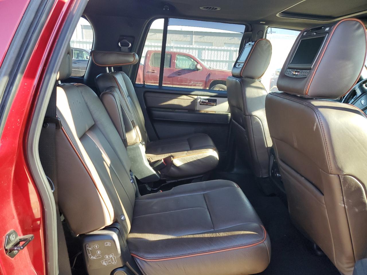 FORD EXPEDITION EL XLT