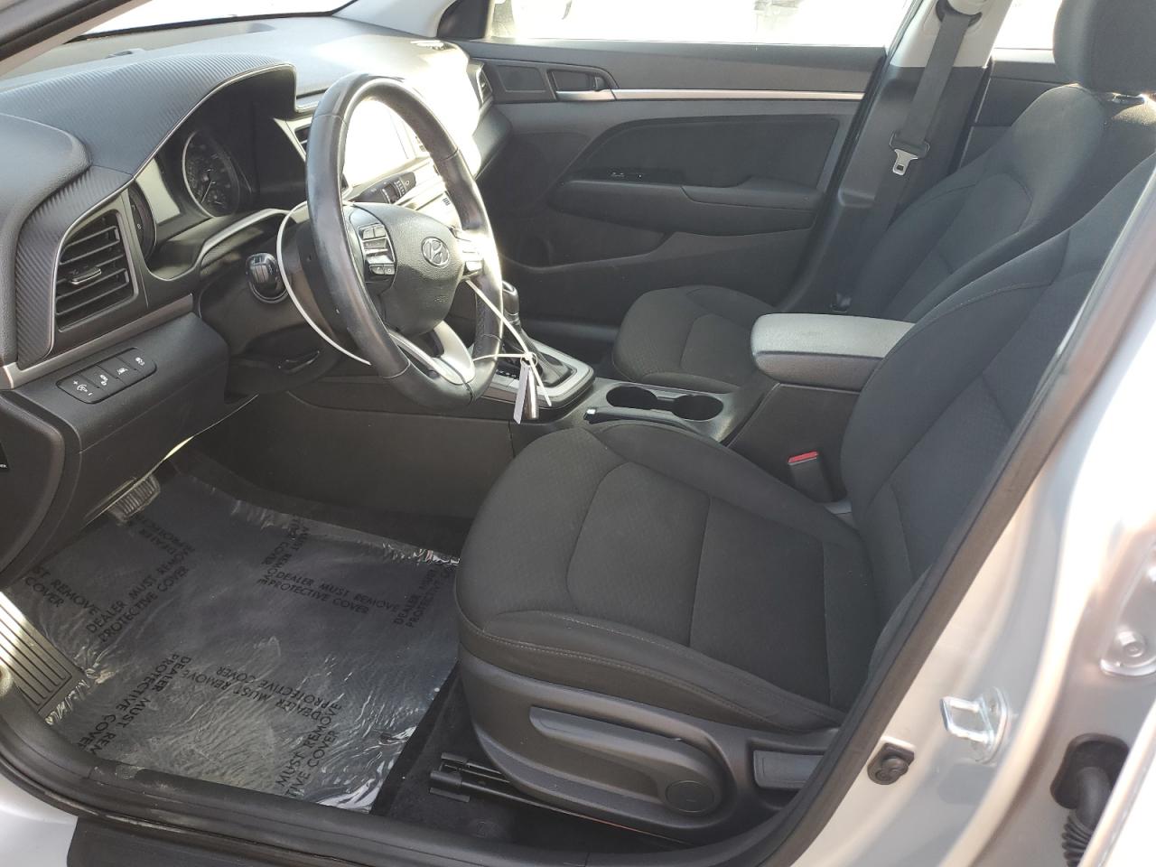 Lot #3308826785 2019 HYUNDAI ELANTRA SE