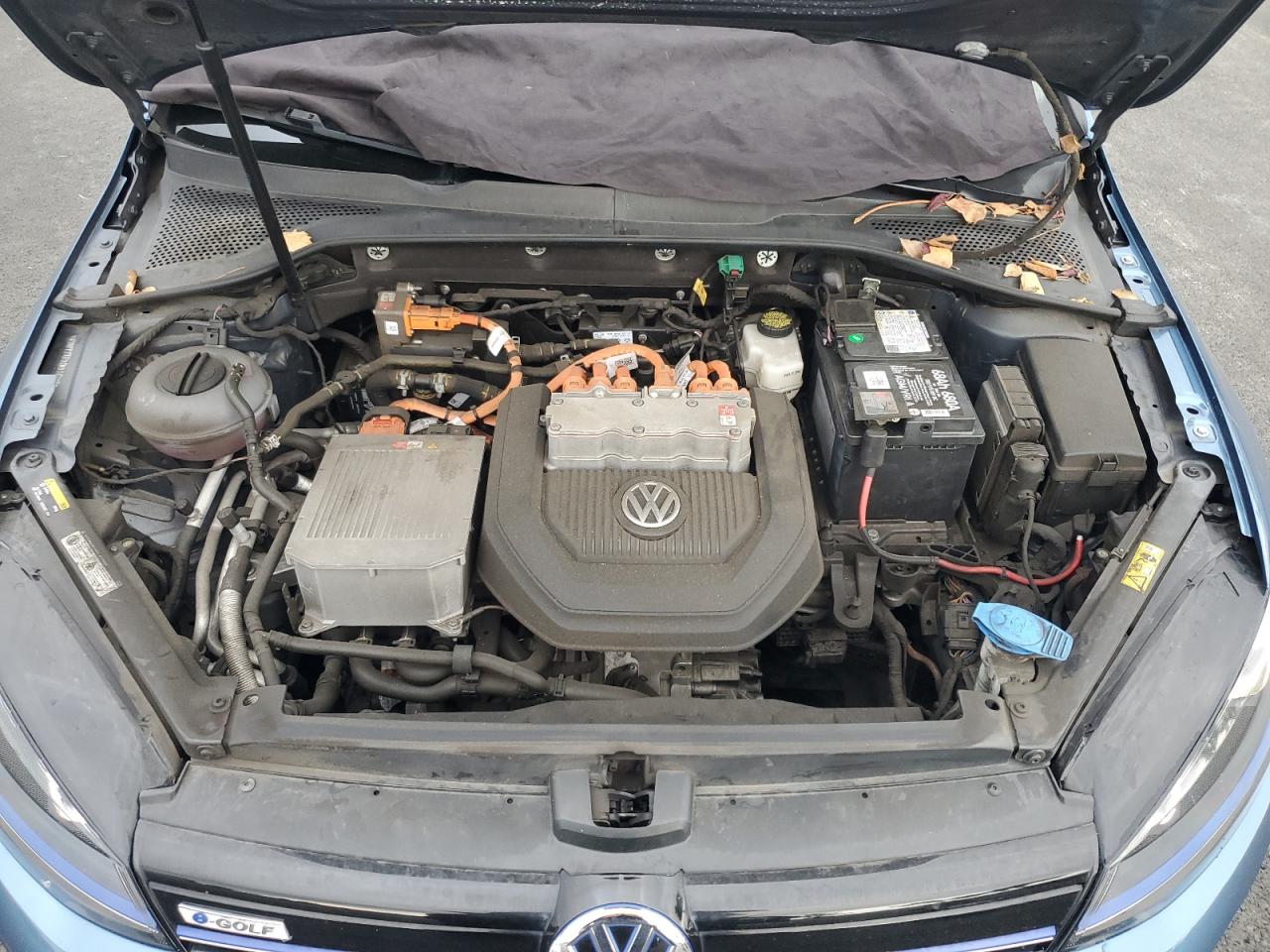 VOLKSWAGEN E-GOLF SEL PREMIUM
