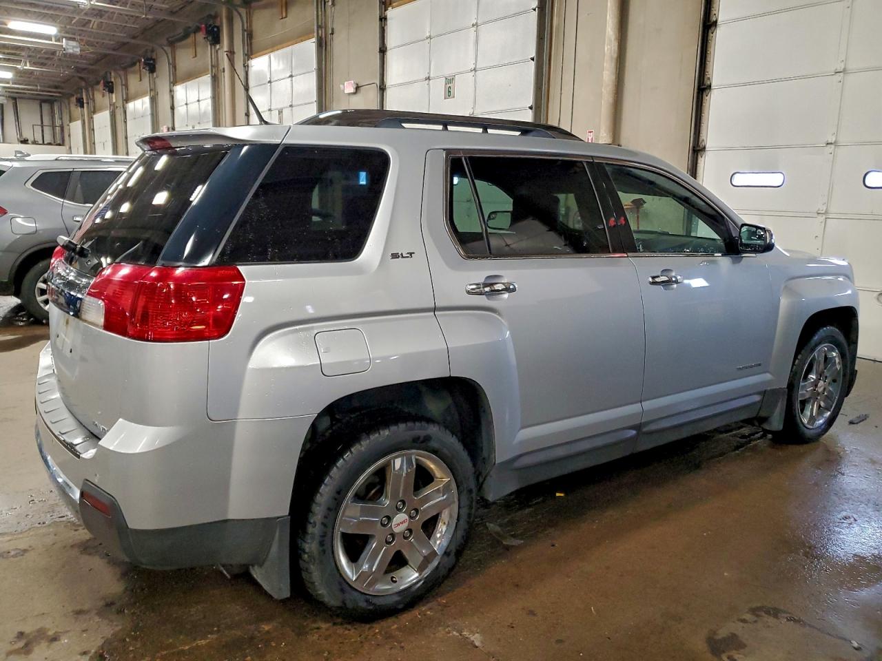 GMC TERRAIN SLT