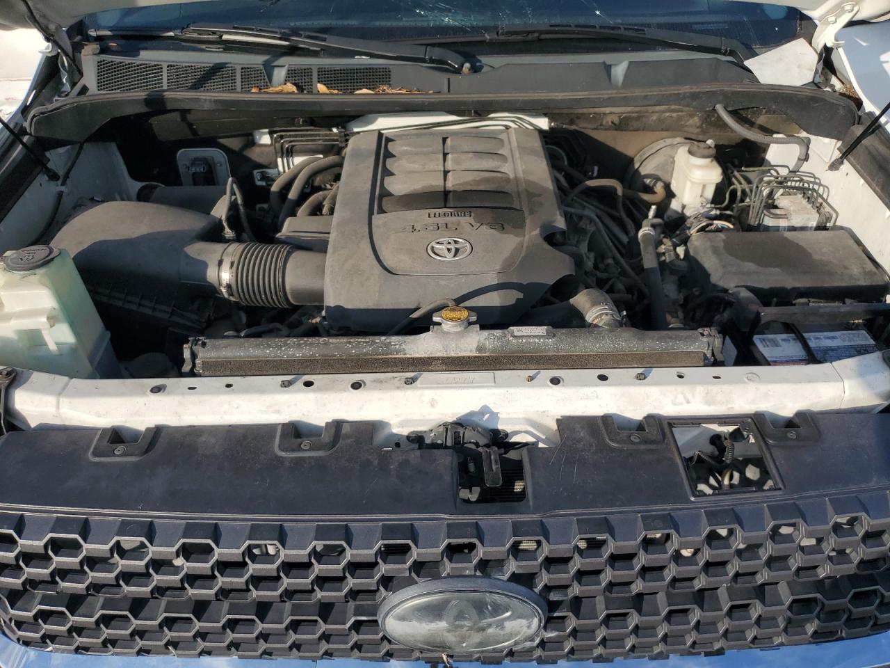 TOYOTA TUNDRA CREWMAX SR5