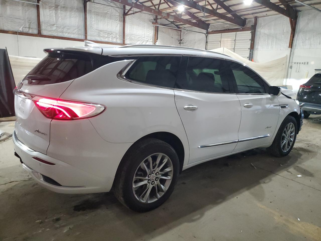 BUICK ENCLAVE AVENIR