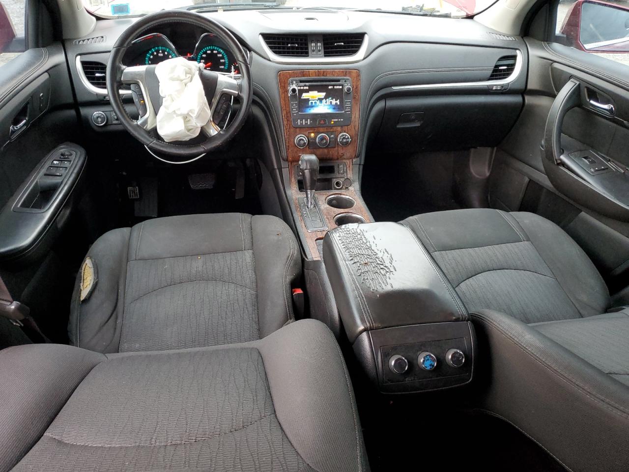 CHEVROLET TRAVERSE LT
