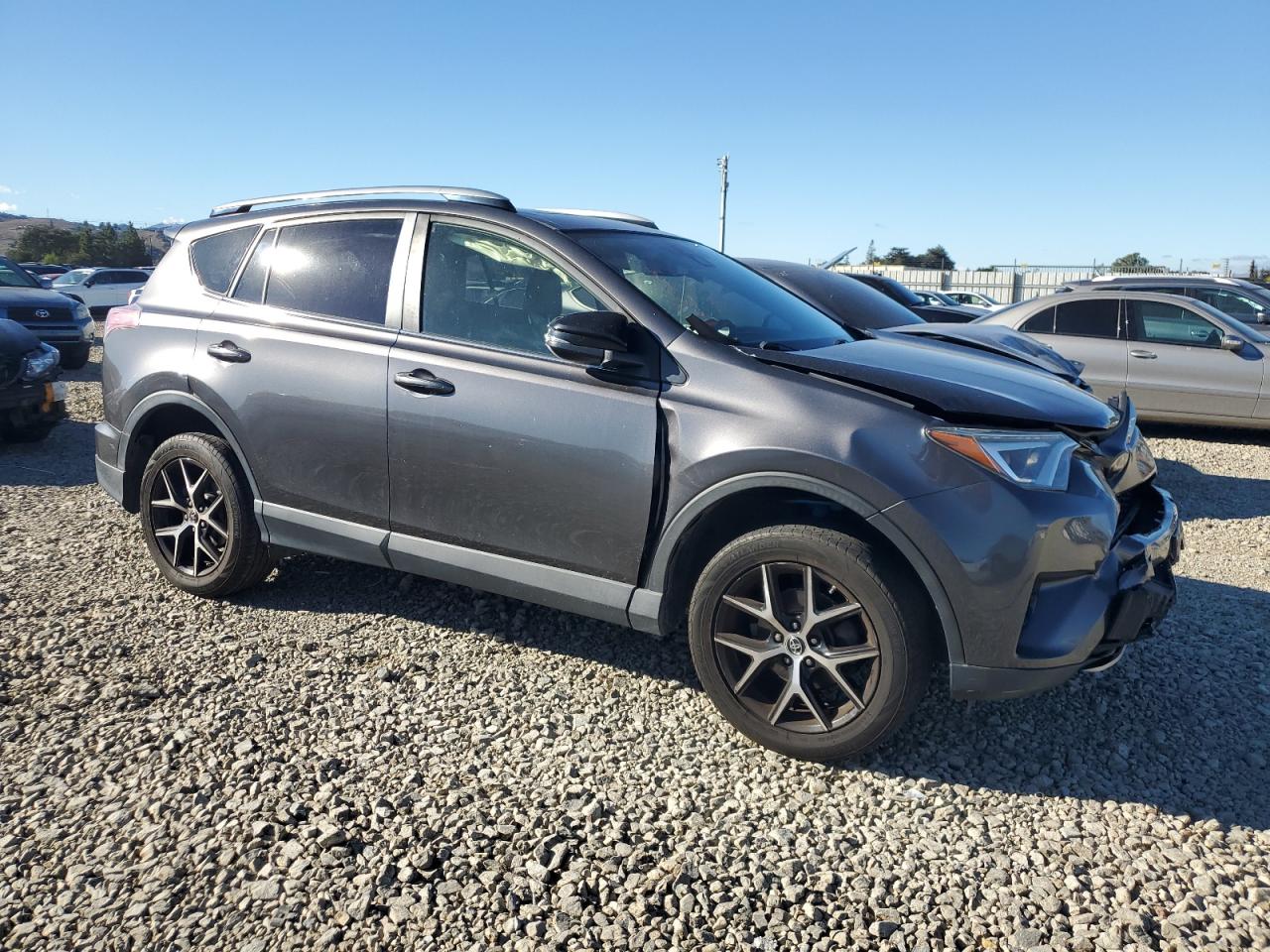 TOYOTA RAV4 SE