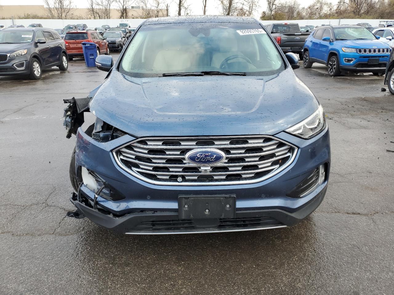 FORD EDGE TITANIUM