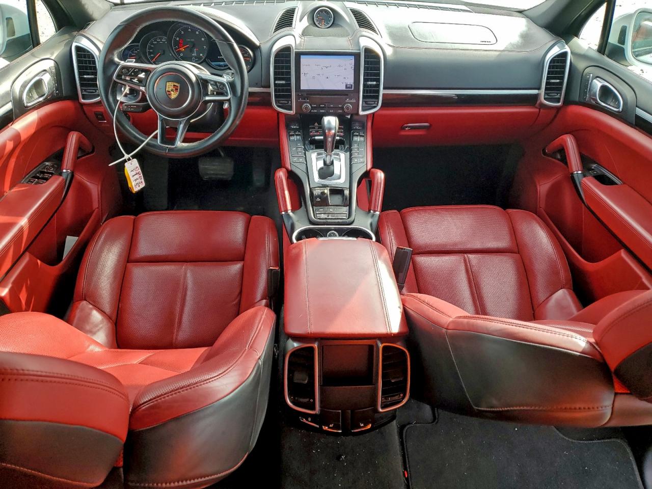 Lot #3311609219 2018 PORSCHE CAYENNE