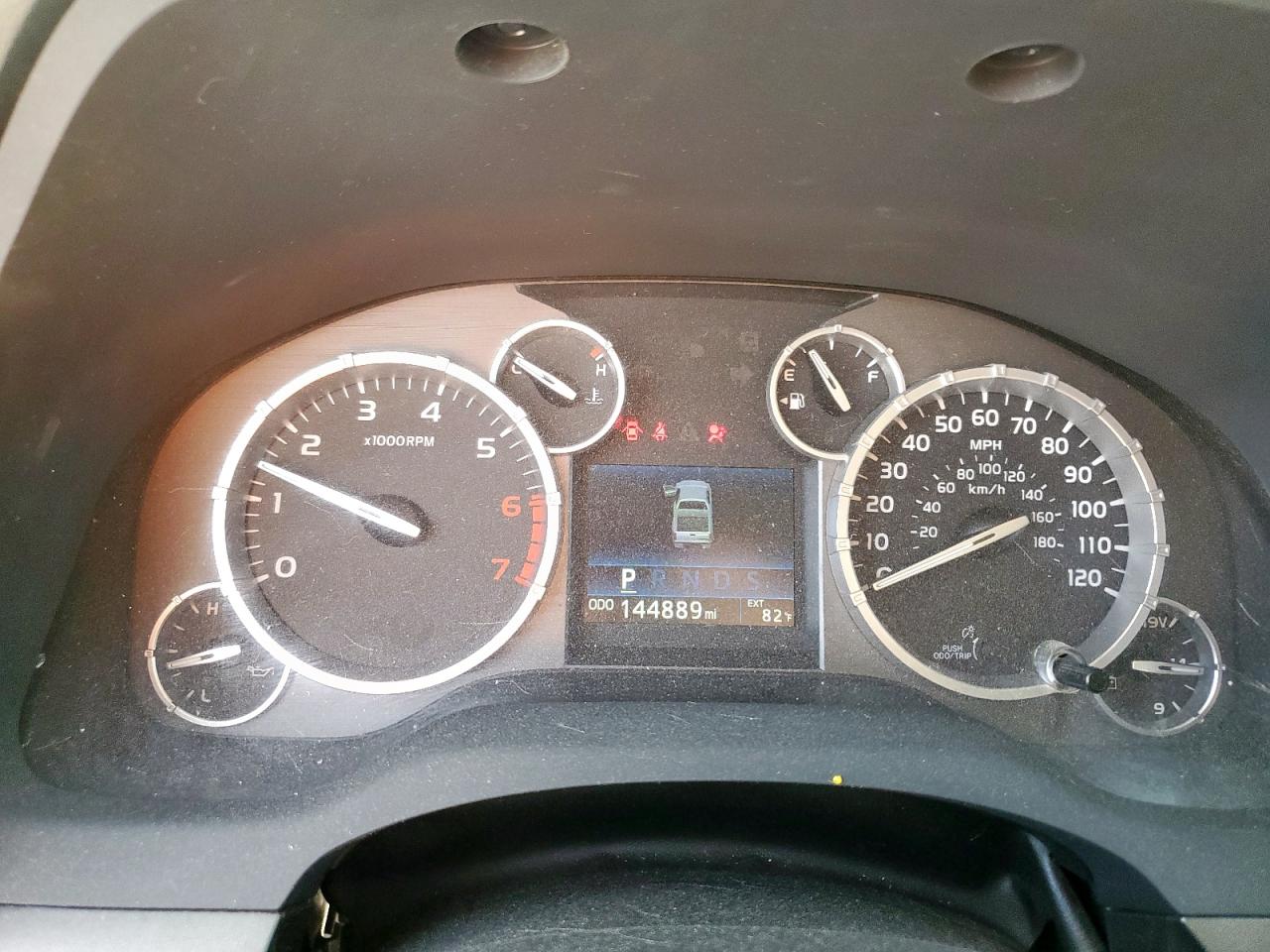 TOYOTA TUNDRA CREWMAX SR5