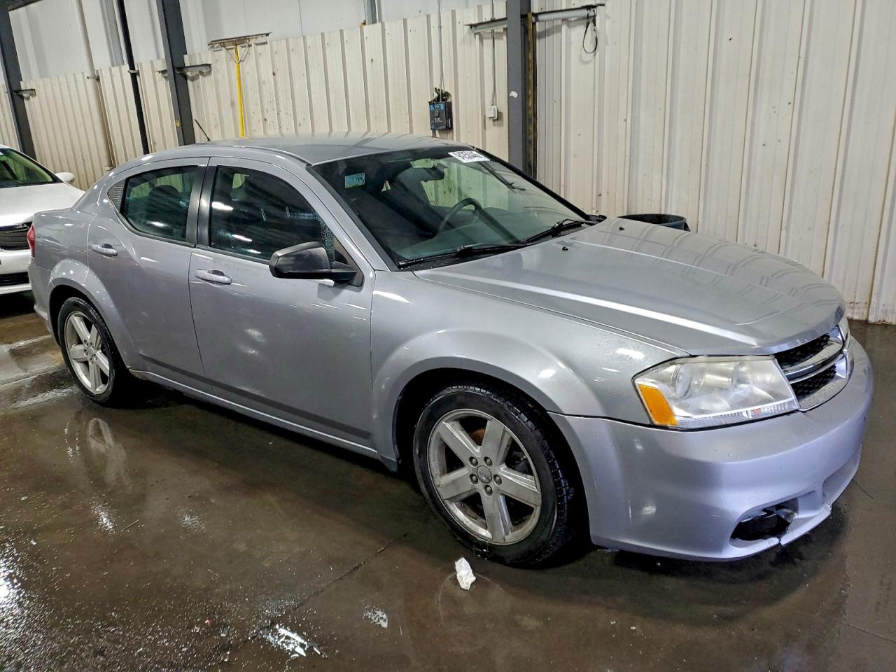 DODGE AVENGER SE