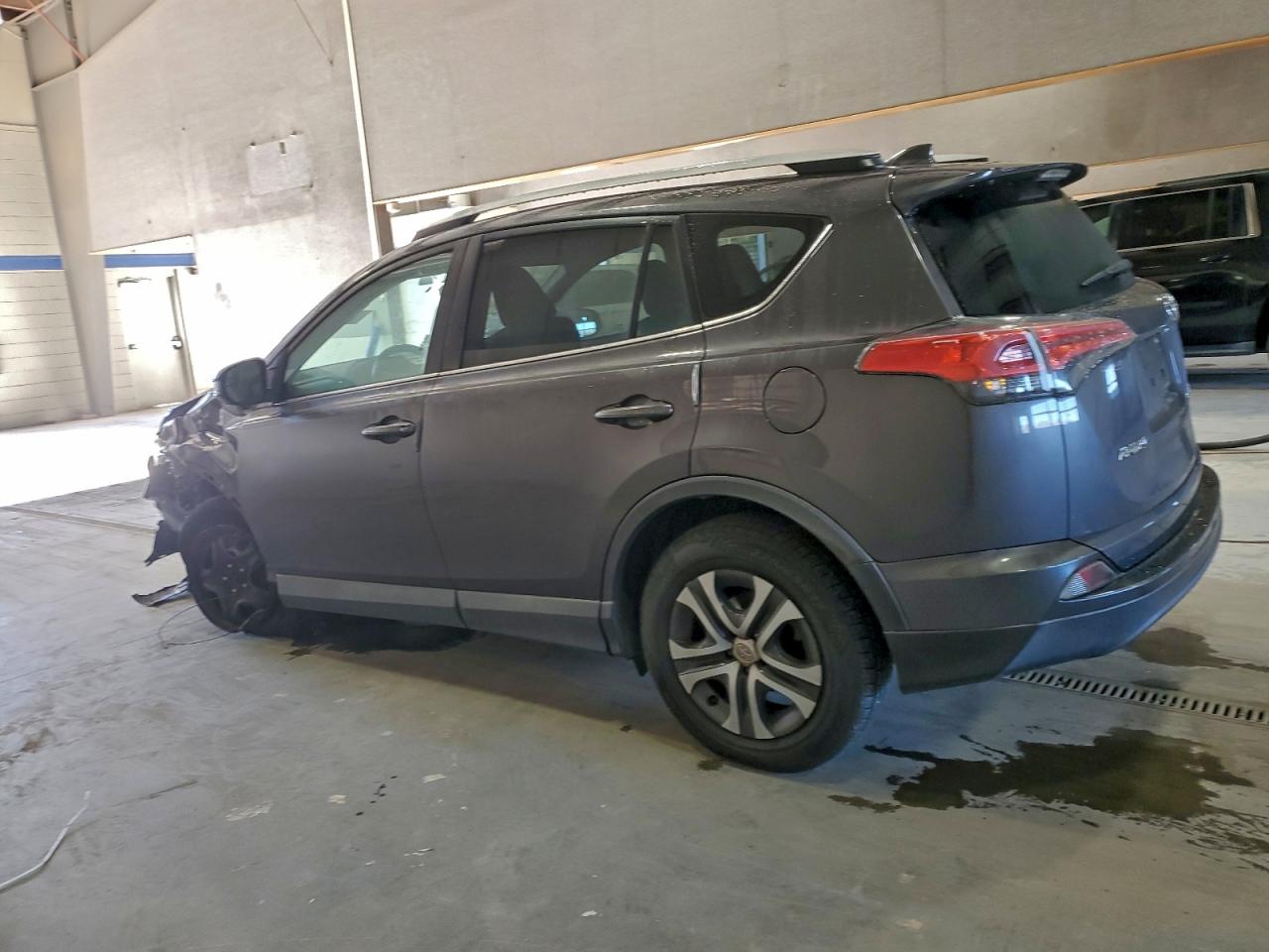 TOYOTA RAV4 LE