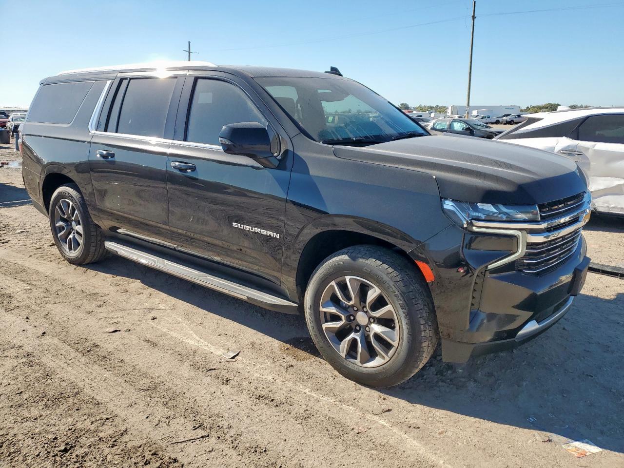CHEVROLET SUBURBAN C1500 LT