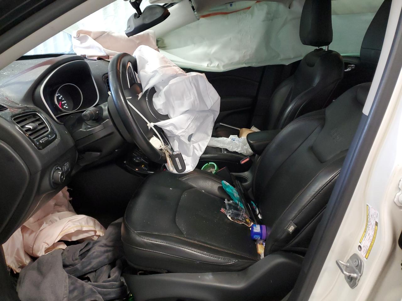 Lot #3308338061 2018 JEEP COMPASS LI