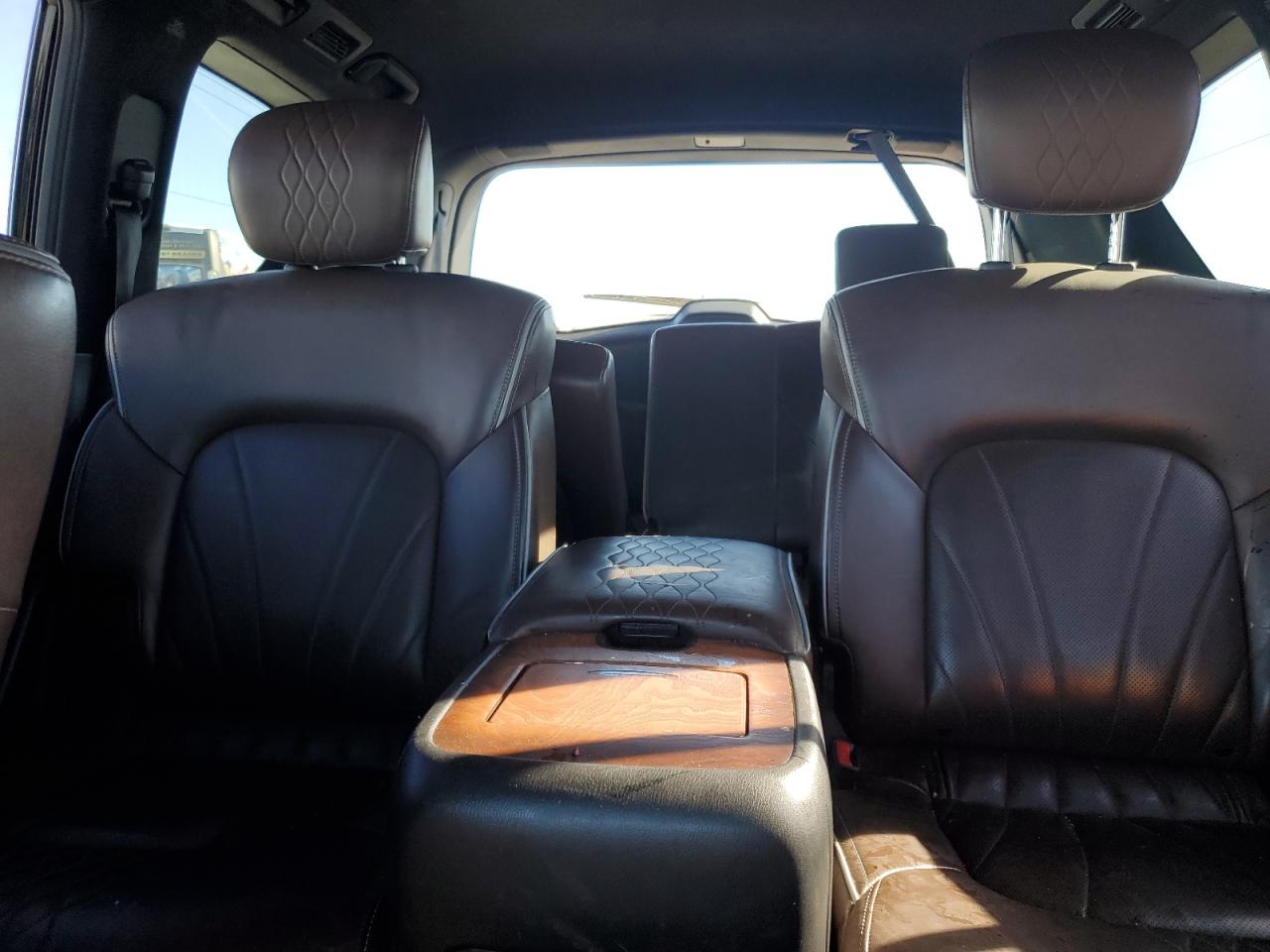INFINITI QX80 BASE