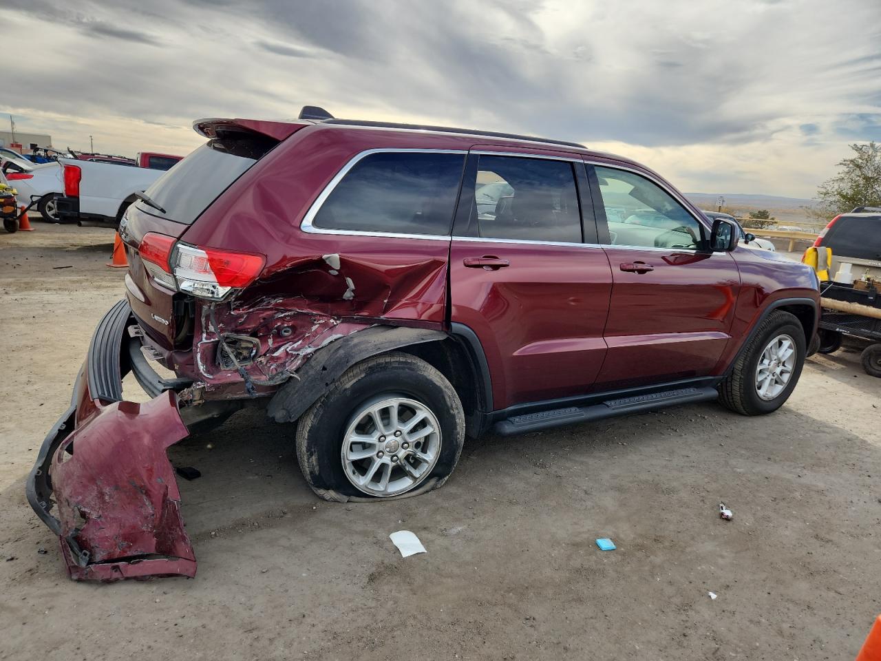 JEEP GRAND CHEROKEE LAREDO