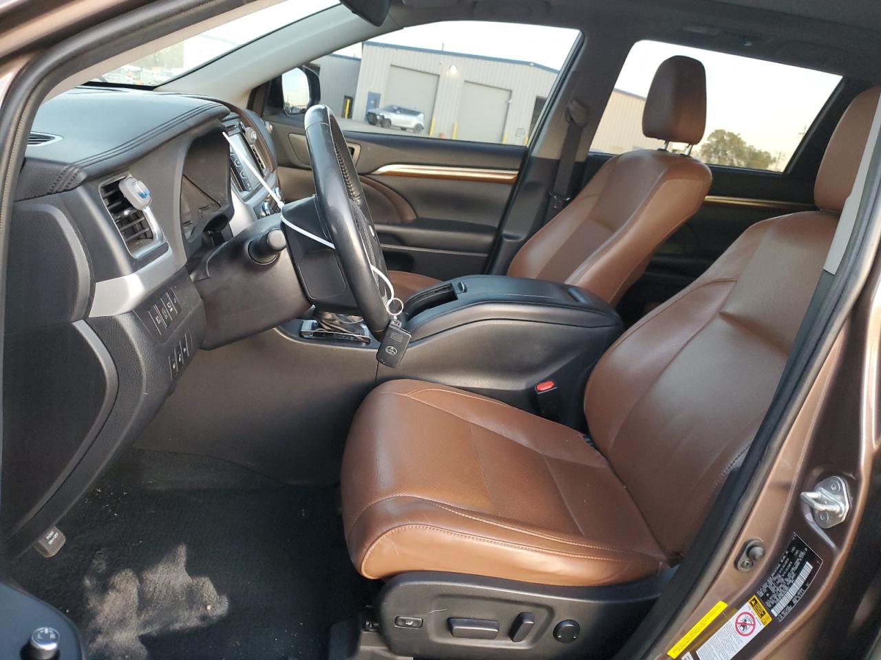 TOYOTA HIGHLANDER LIMITED