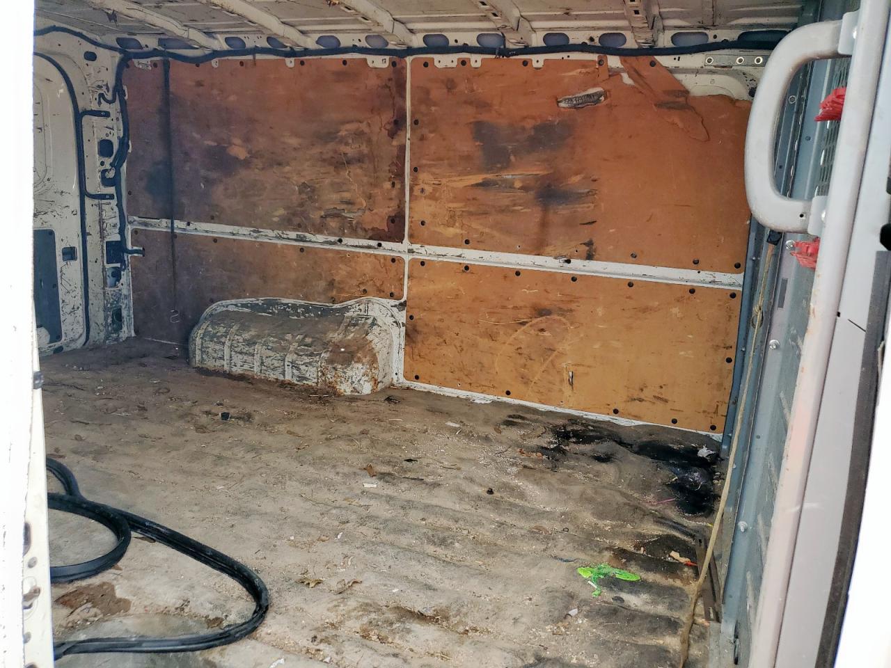 NISSAN NV1500 1500 S