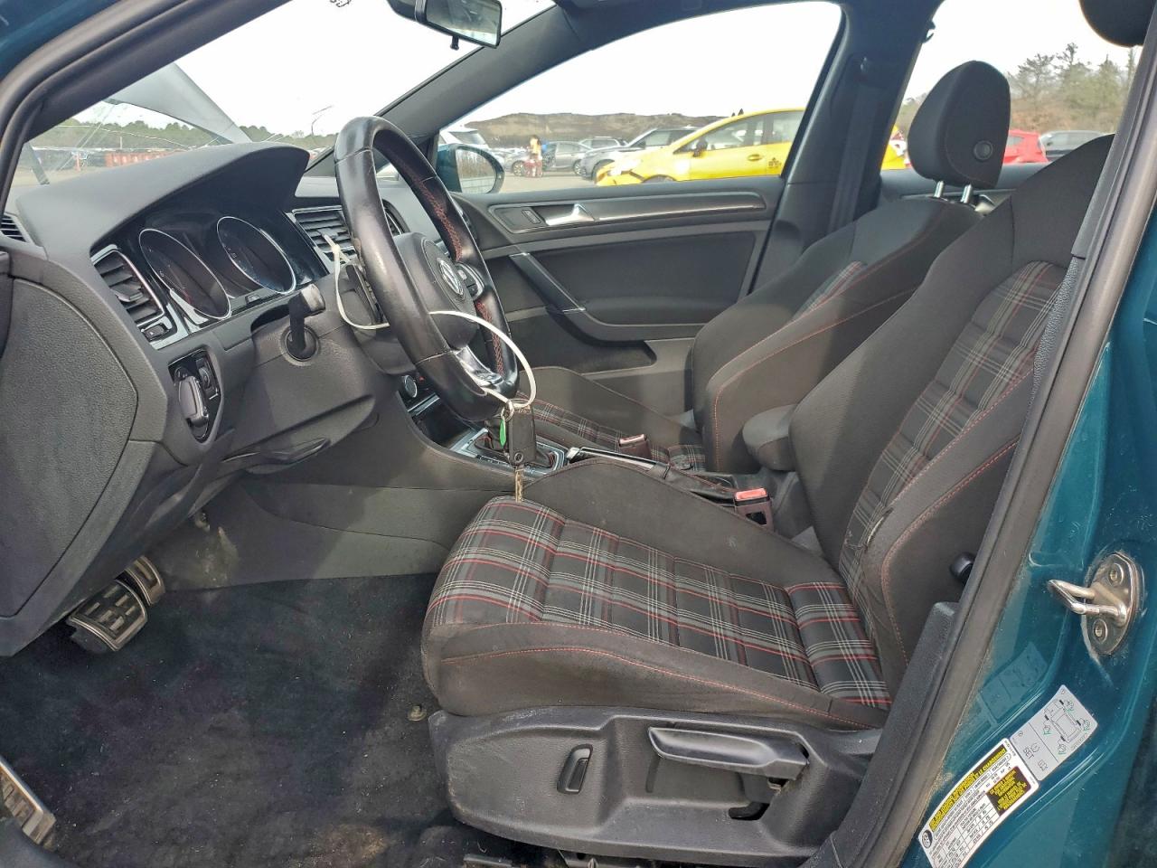 VOLKSWAGEN GOLF GTI S/SE