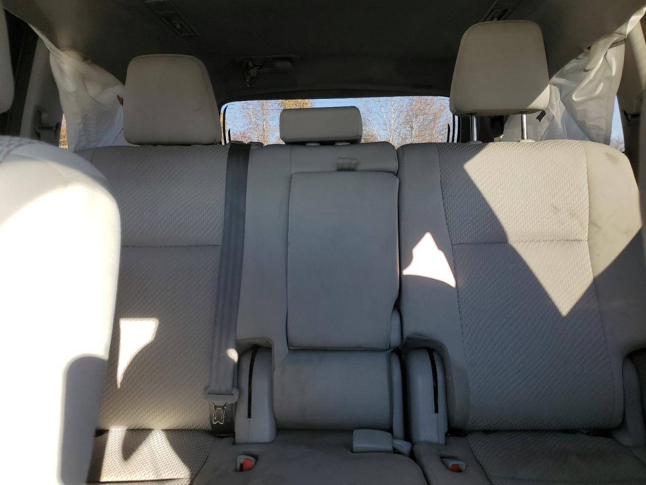 TOYOTA HIGHLANDER LE