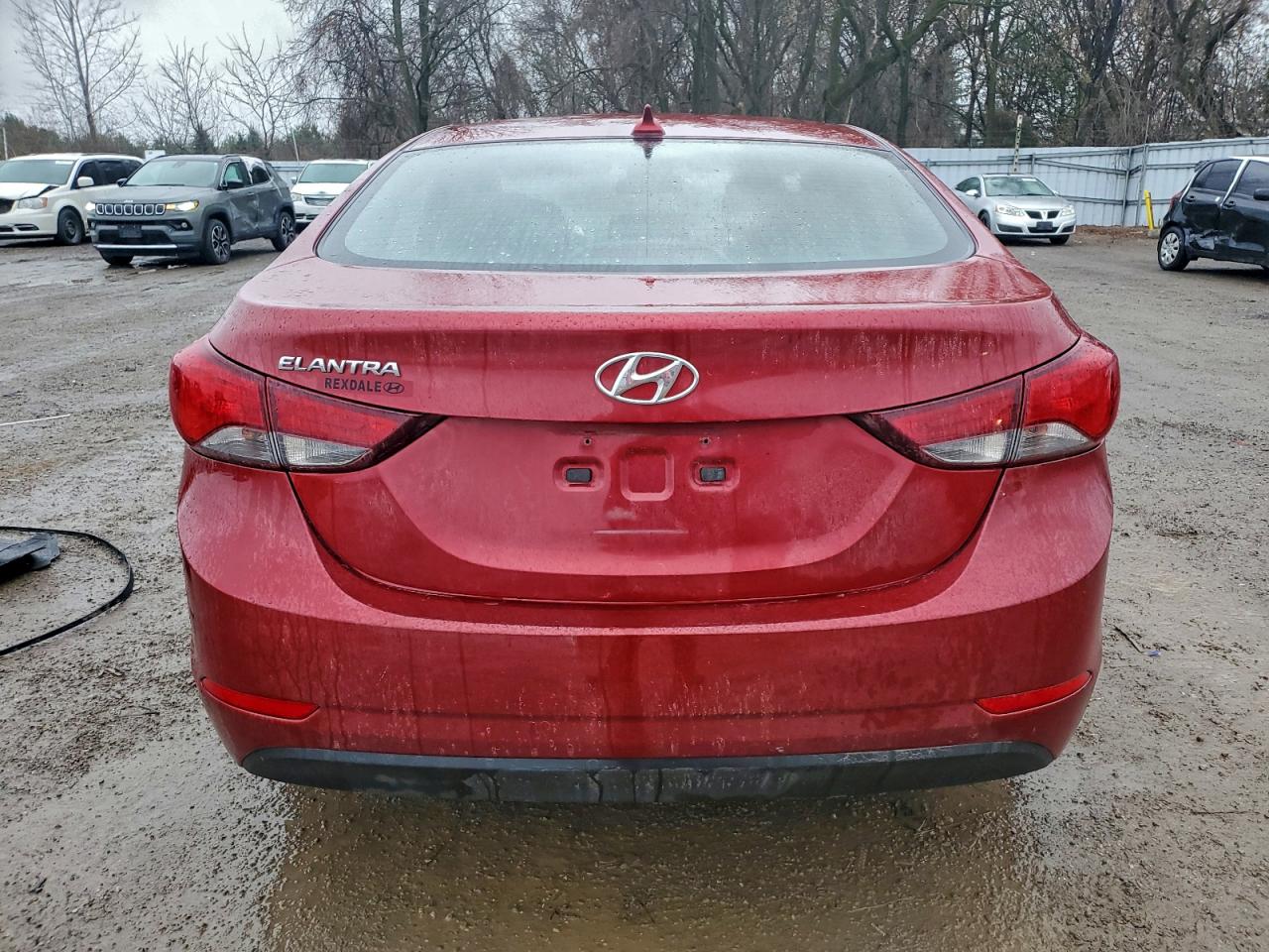 HYUNDAI ELANTRA SE