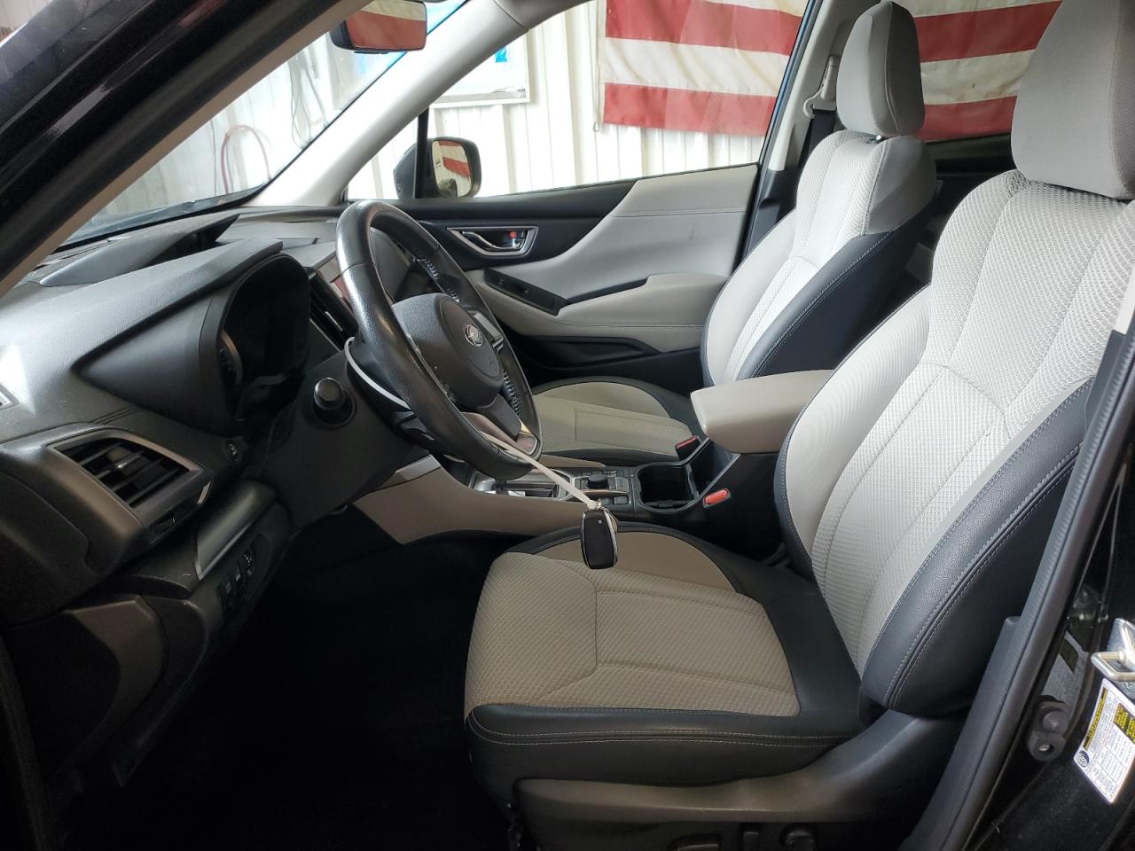 SUBARU FORESTER PREMIUM