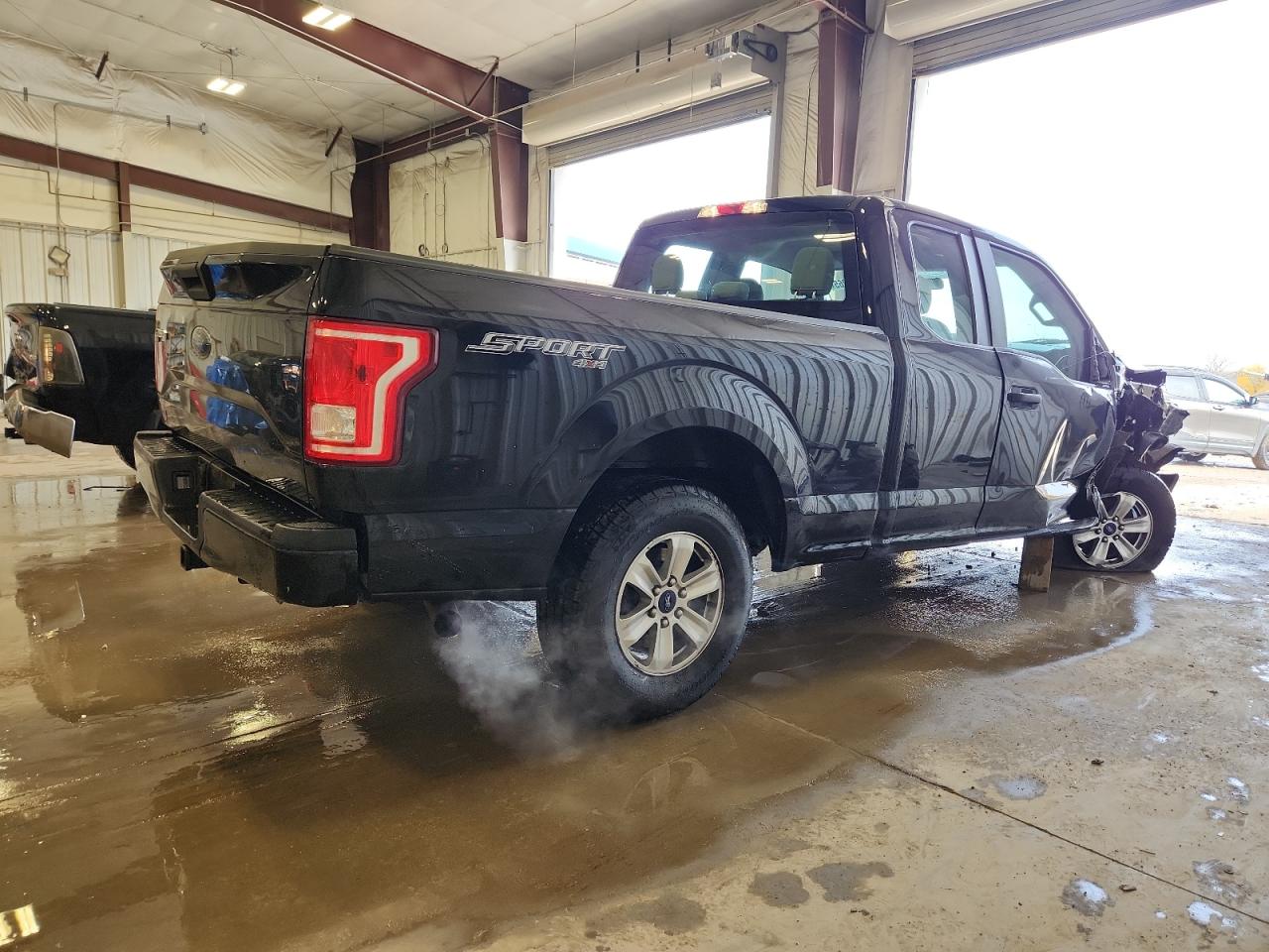 FORD F-150 SUPER CAB