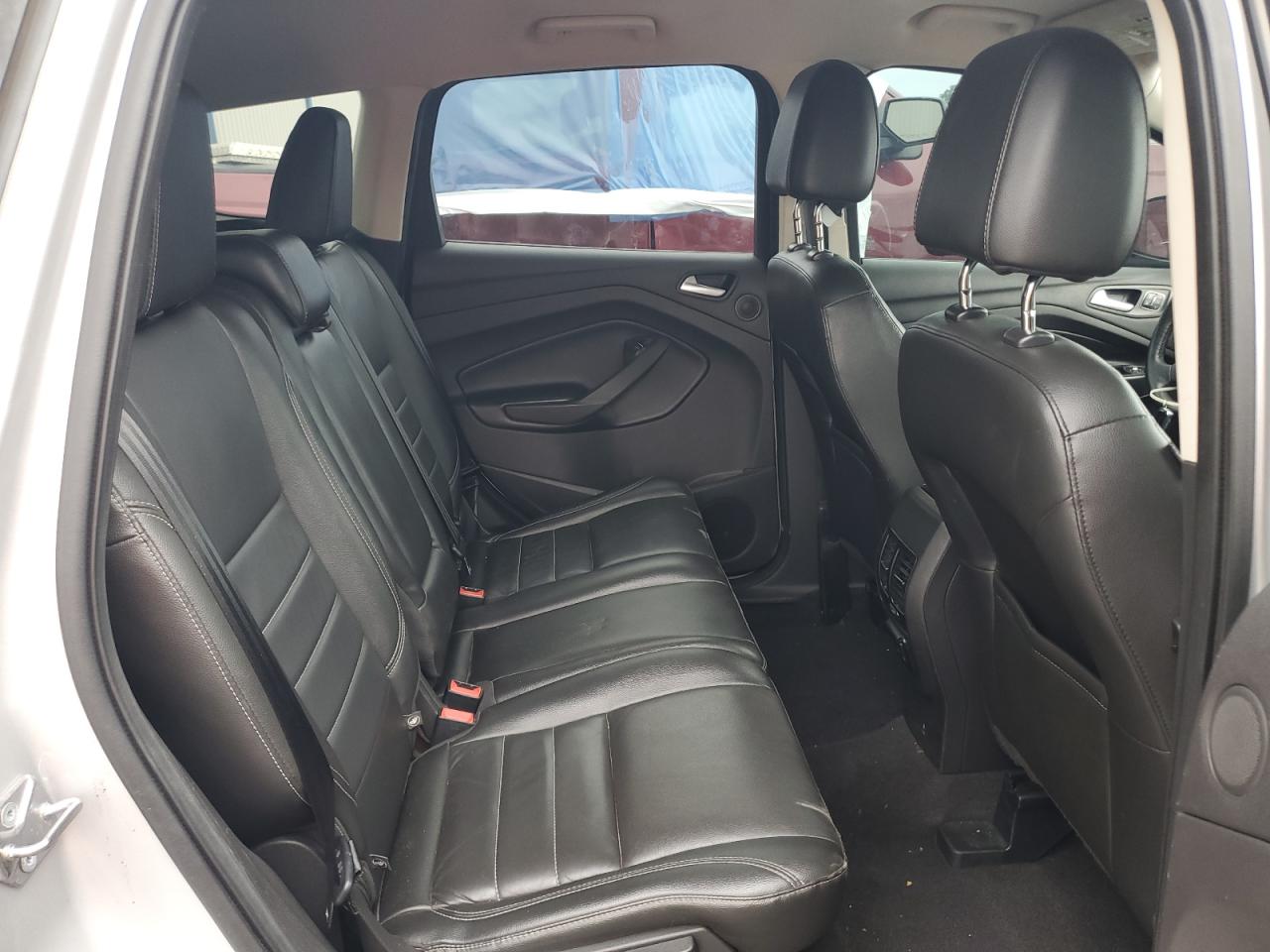 FORD ESCAPE TITANIUM