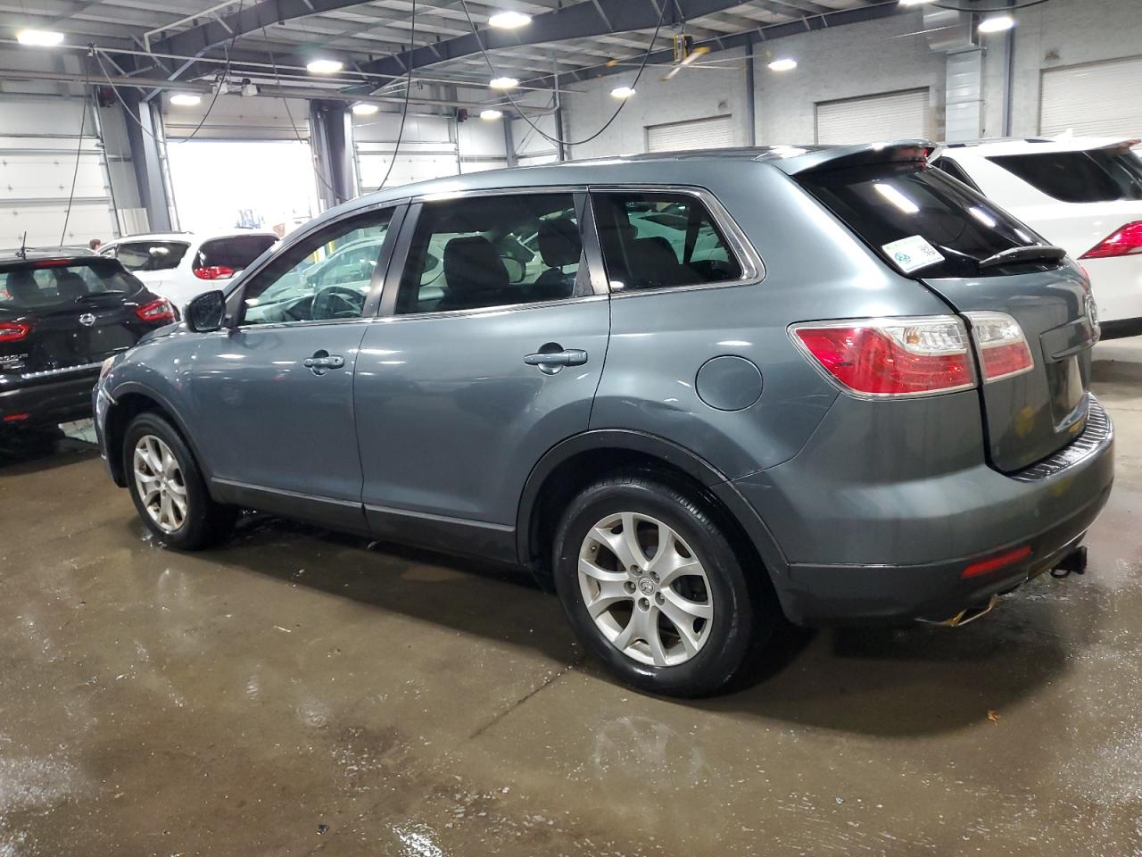 MAZDA CX-9