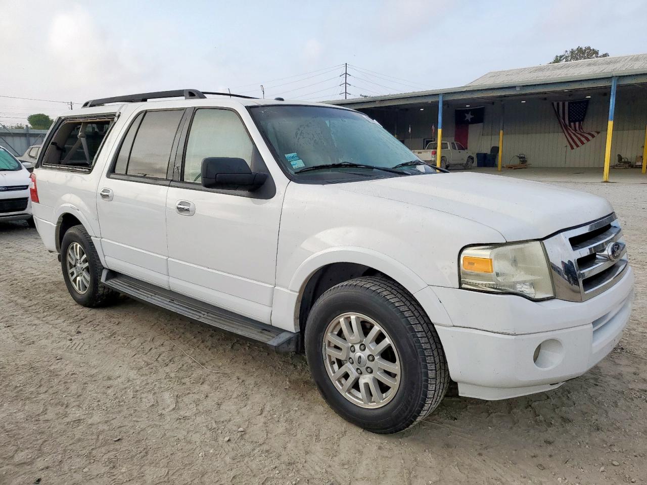 FORD EXPEDITION EL XLT