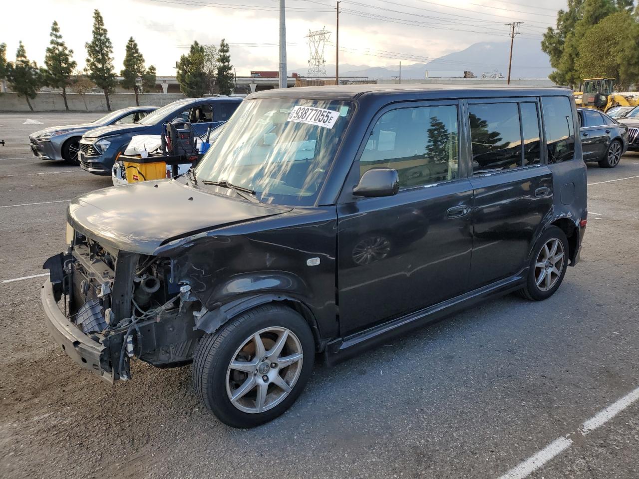 Lot #3302700036 2006 TOYOTA SCION XB