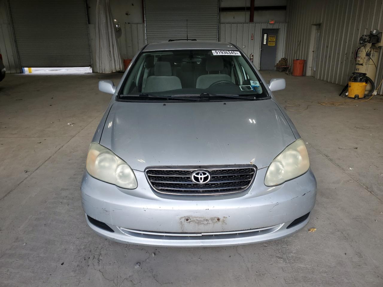 Lot #3303627935 2005 TOYOTA COROLLA CE