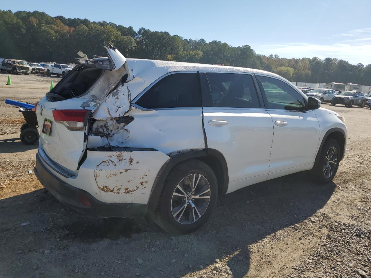 TOYOTA HIGHLANDER LE