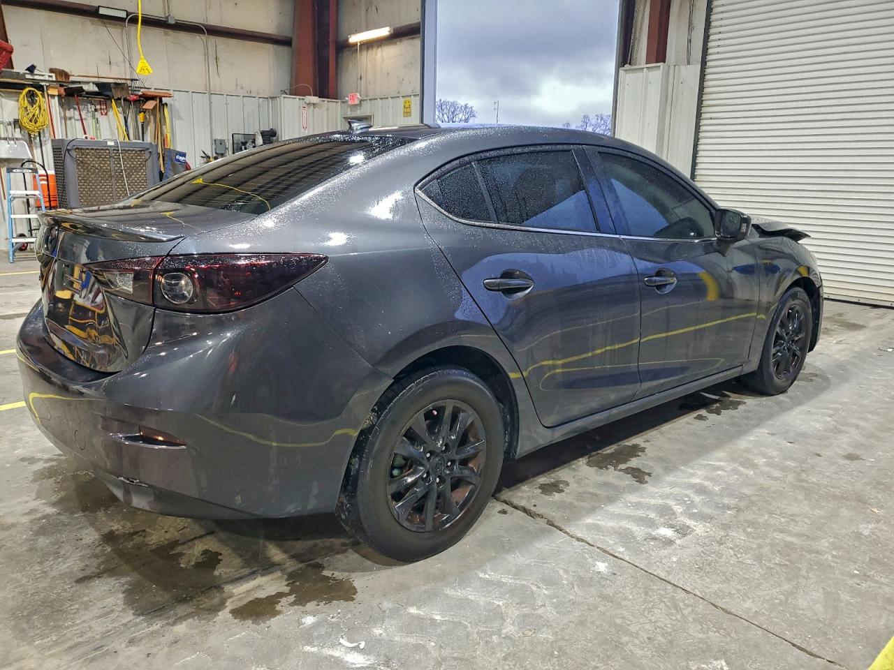 MAZDA 3 GRAND TOURING