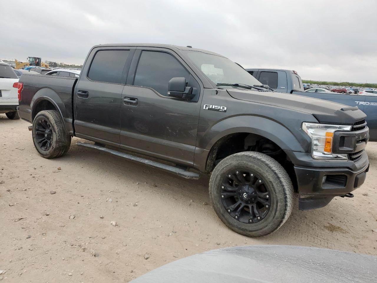 FORD F-150 SUPERCREW