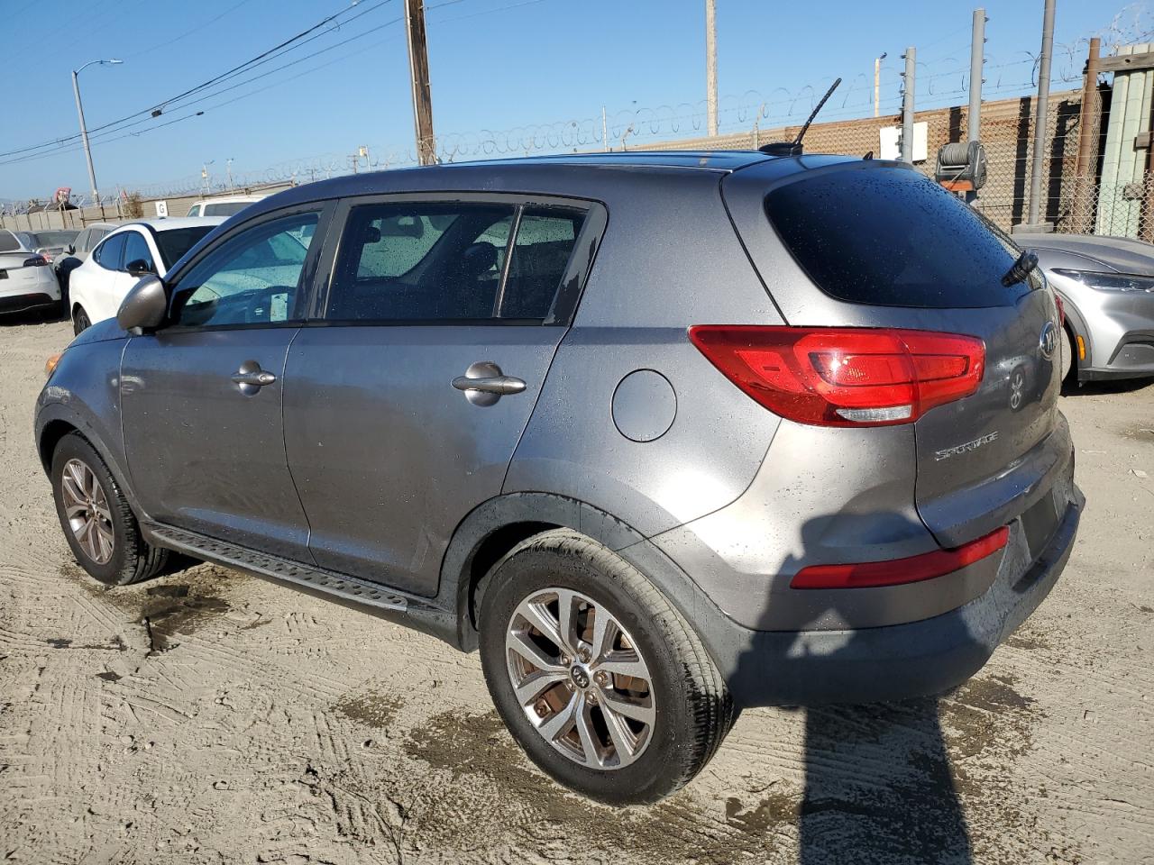KIA SPORTAGE LX