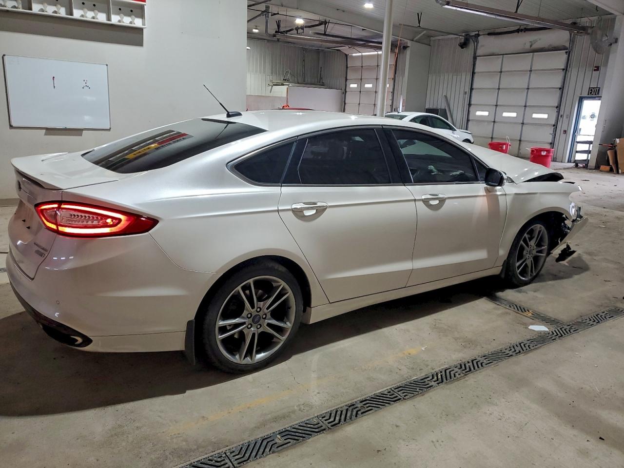 FORD FUSION TITANIUM